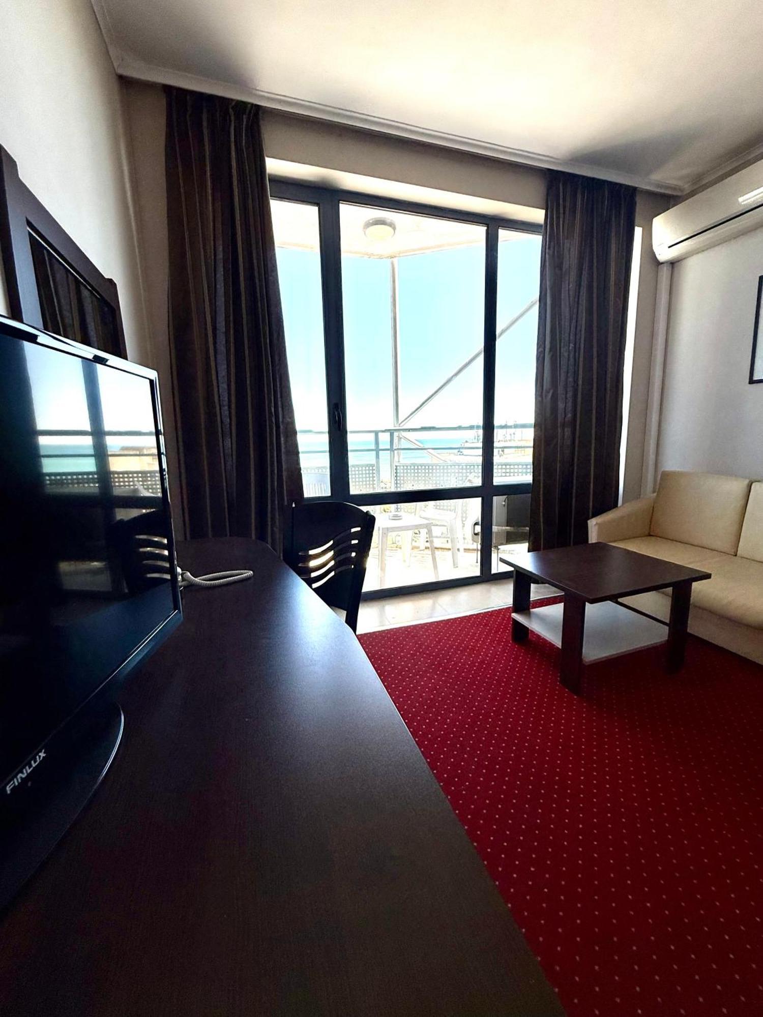 Rеgina Hotel 4*
