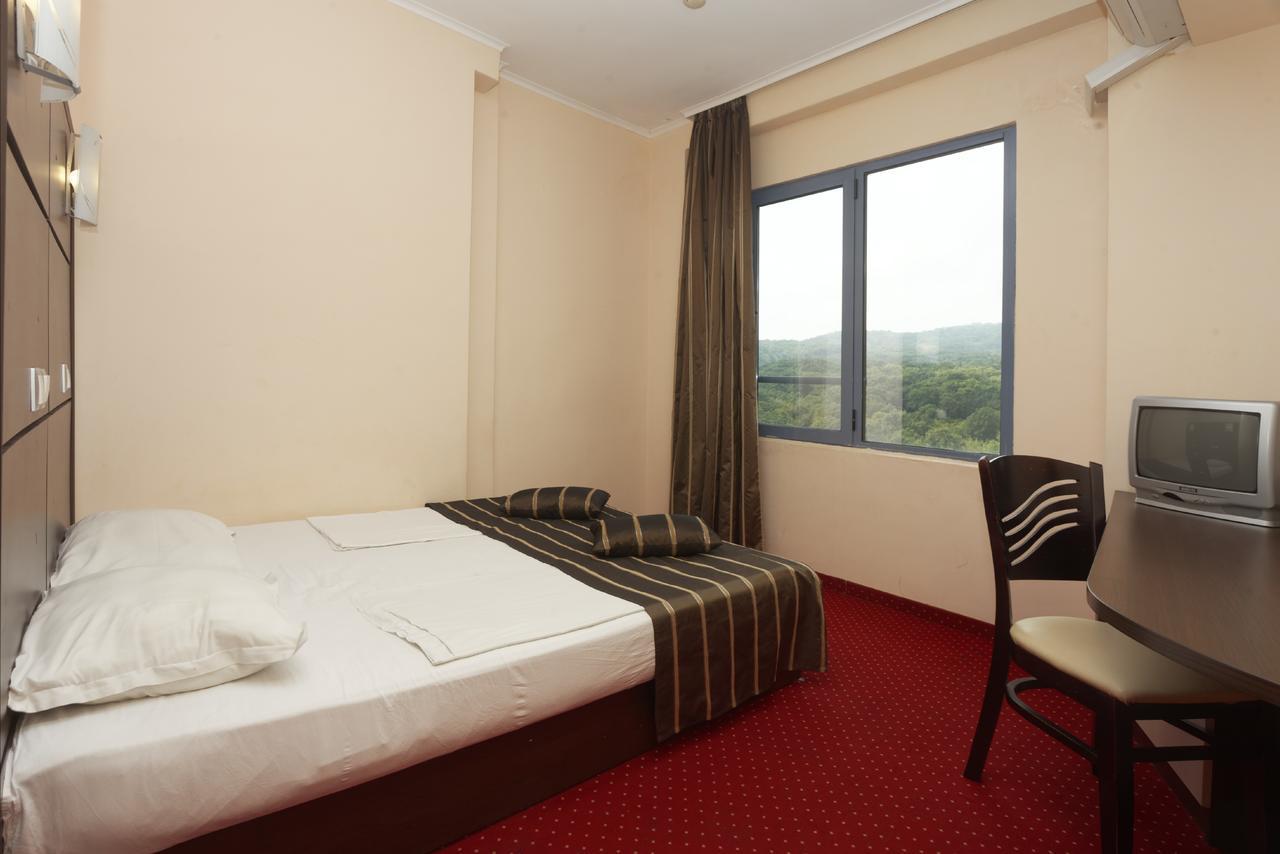 Royal Hotel 4*