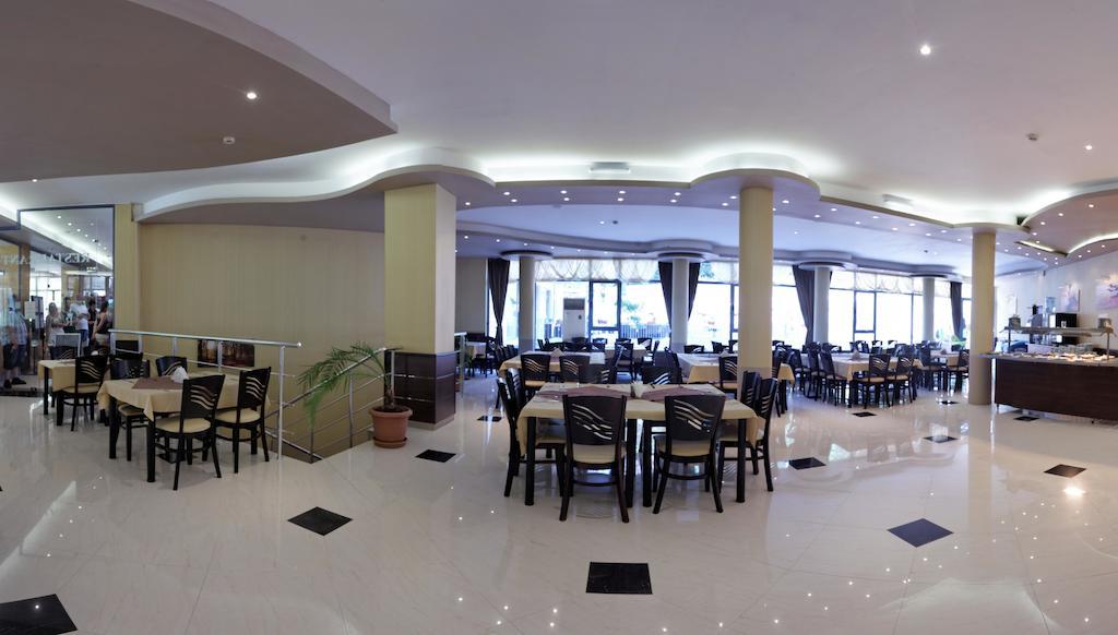 Royal 4* Goldstrand
